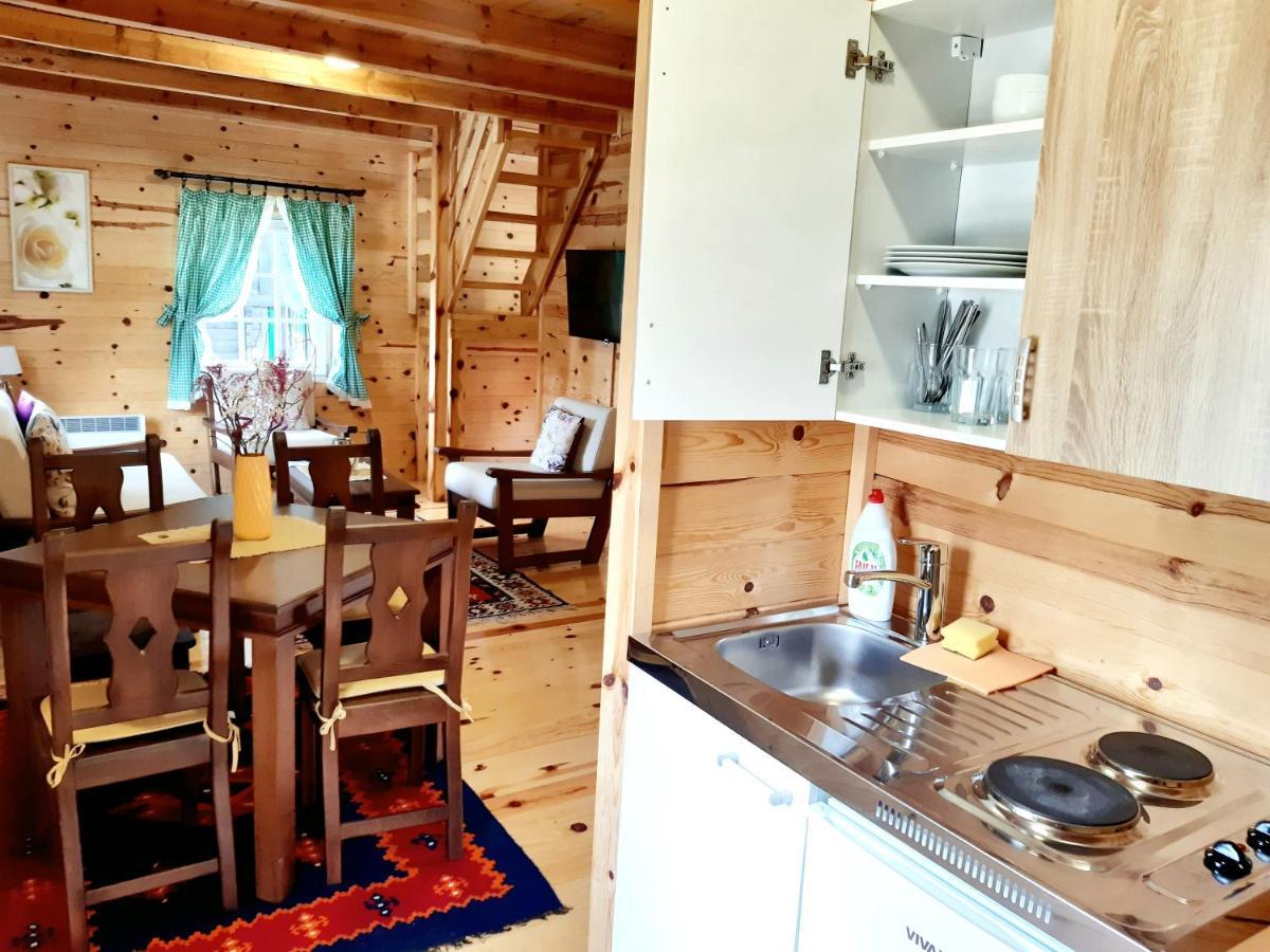 El Paso City, Zlatibor - Unique Wooden Cottages, Treehouse, Wild West Rooms, Accommodation 1-6 People 外观 照片