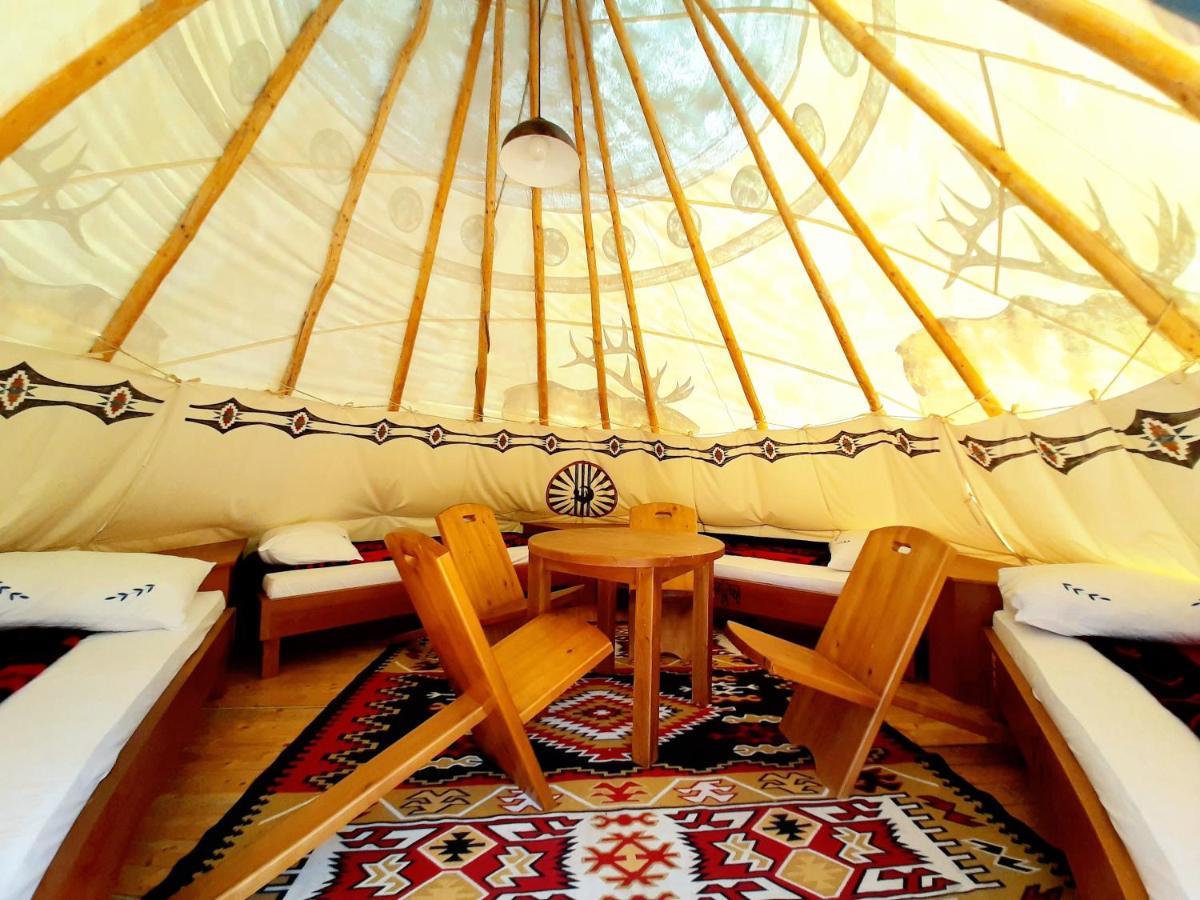 El Paso City, Zlatibor - Unique Wooden Cottages, Treehouse, Wild West Rooms, Accommodation 1-6 People 外观 照片