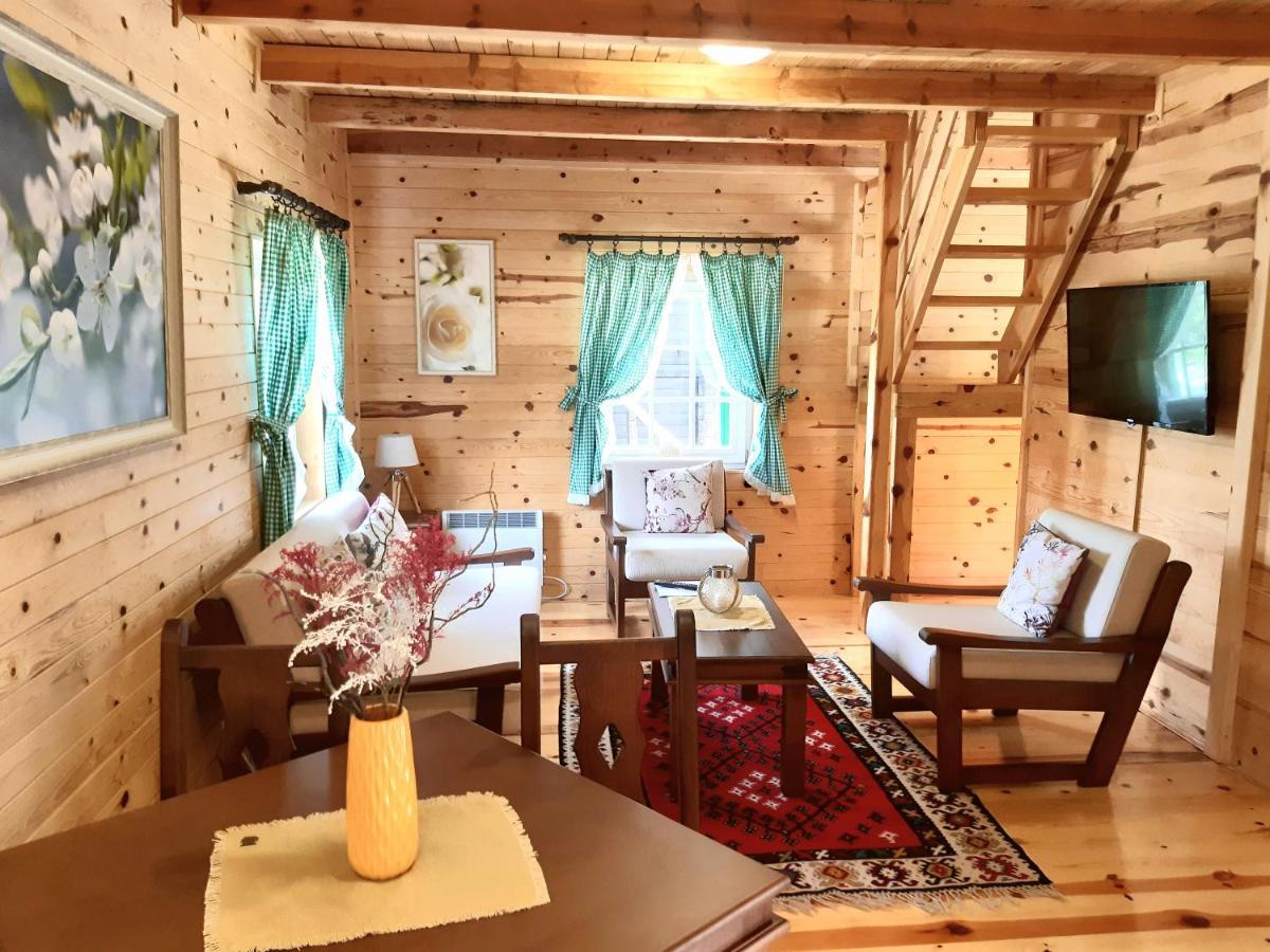 El Paso City, Zlatibor - Unique Wooden Cottages, Treehouse, Wild West Rooms, Accommodation 1-6 People 外观 照片