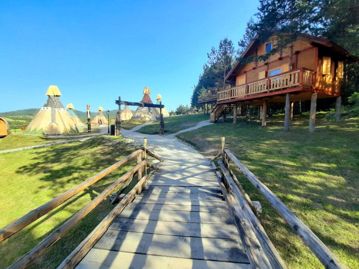 El Paso City, Zlatibor - Unique Wooden Cottages, Treehouse, Wild West Rooms, Accommodation 1-6 People 外观 照片