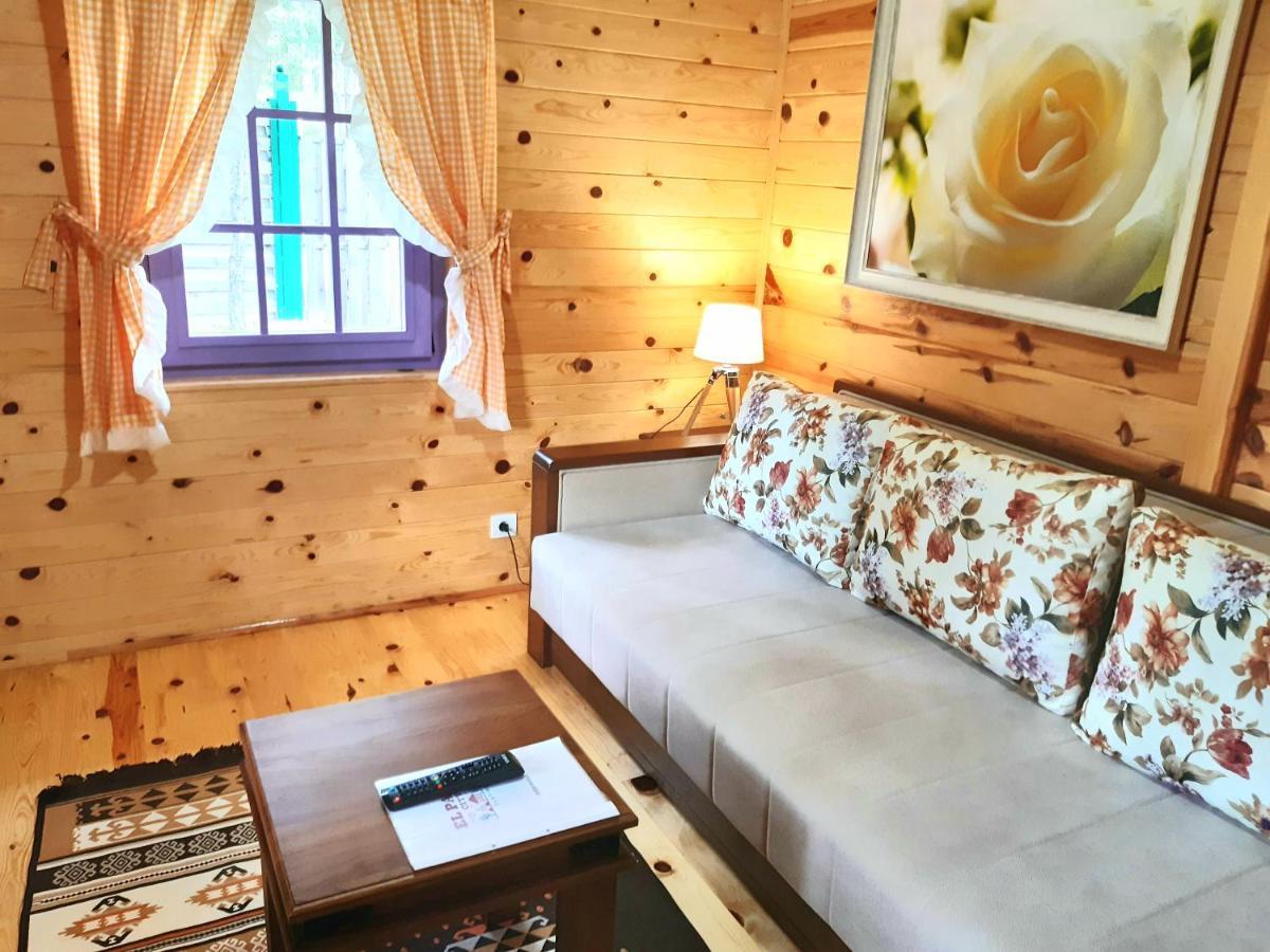 El Paso City, Zlatibor - Unique Wooden Cottages, Treehouse, Wild West Rooms, Accommodation 1-6 People 外观 照片