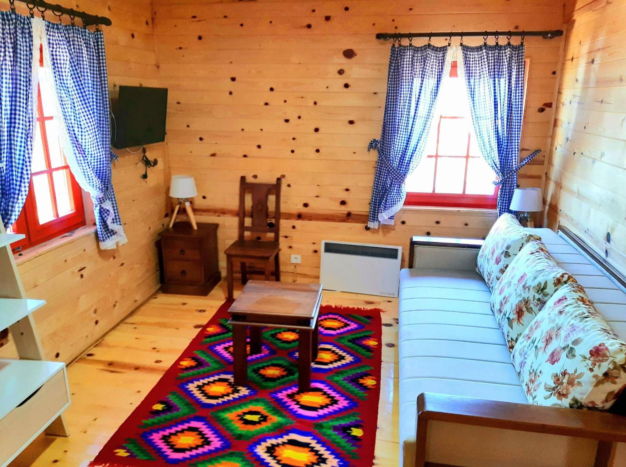 El Paso City, Zlatibor - Unique Wooden Cottages, Treehouse, Wild West Rooms, Accommodation 1-6 People 客房 照片