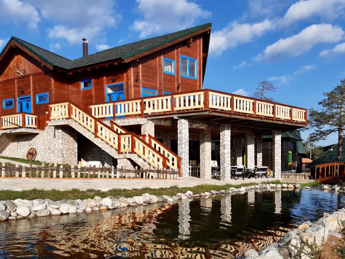 El Paso City, Zlatibor - Unique Wooden Cottages, Treehouse, Wild West Rooms, Accommodation 1-6 People 外观 照片